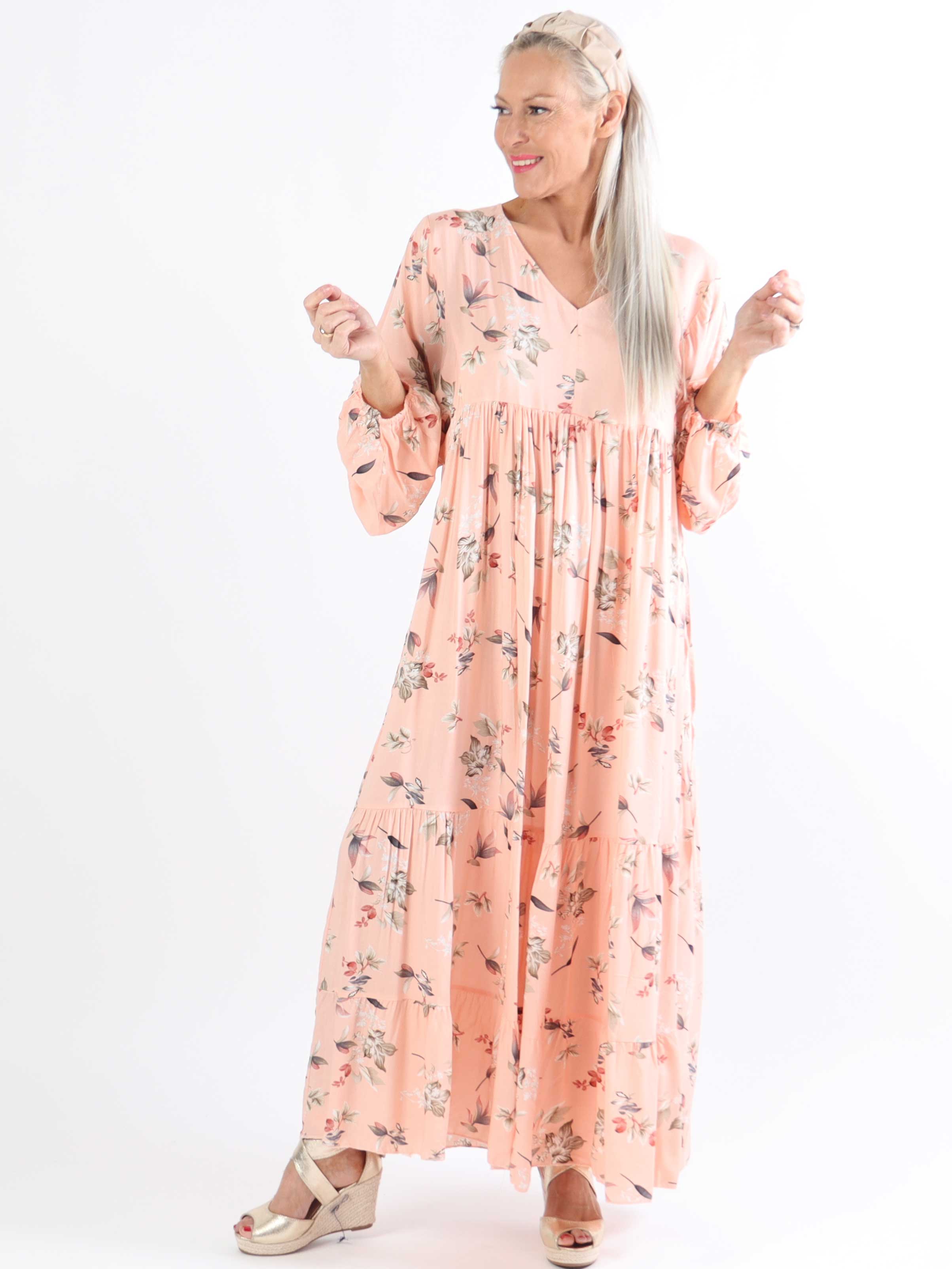 Michelle - Sød plussize blomstret kjole